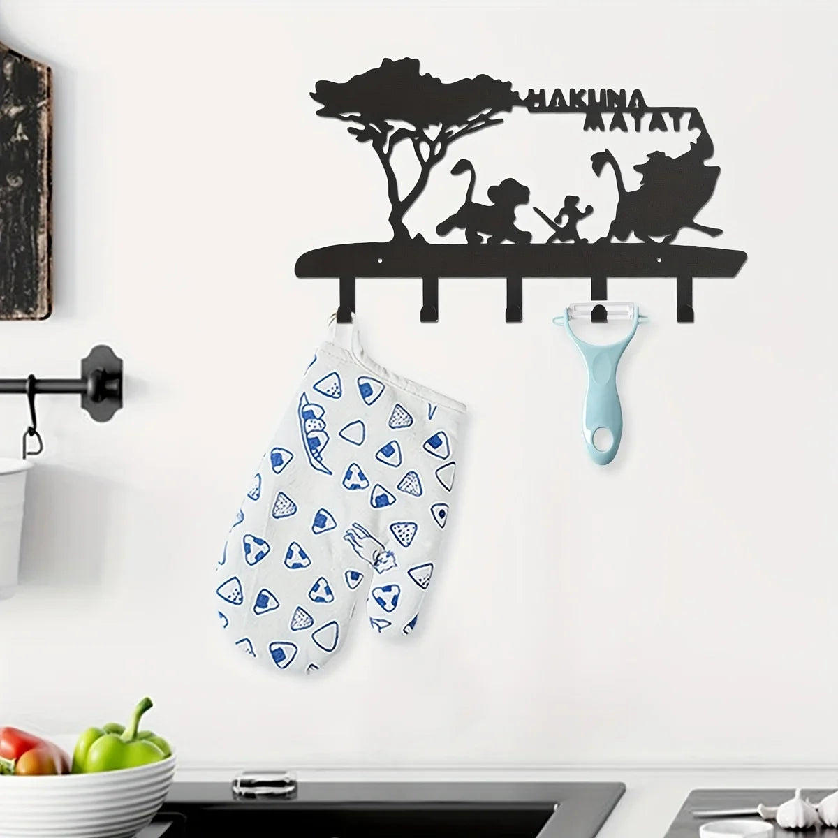 KeyLuma Wand-Schlüsselhalter | Metall Schlüsselbrett mit 5 Haken | Schwarzer Wandhaken mit dekorativem Motiv | Robuste Bauweise & Premium-Oberfläche