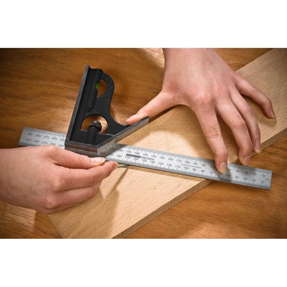 AdjustiRuler - Multifunktionale Kombination aus beweglichem Winkellineal-Set