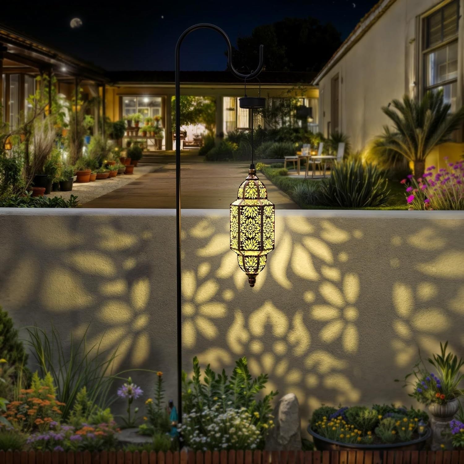 Solurelia Glow | Solar Laterne Outdoor | Vintage Metall Design | Warmweißes Lichtspiel | Für Garten & Balkon