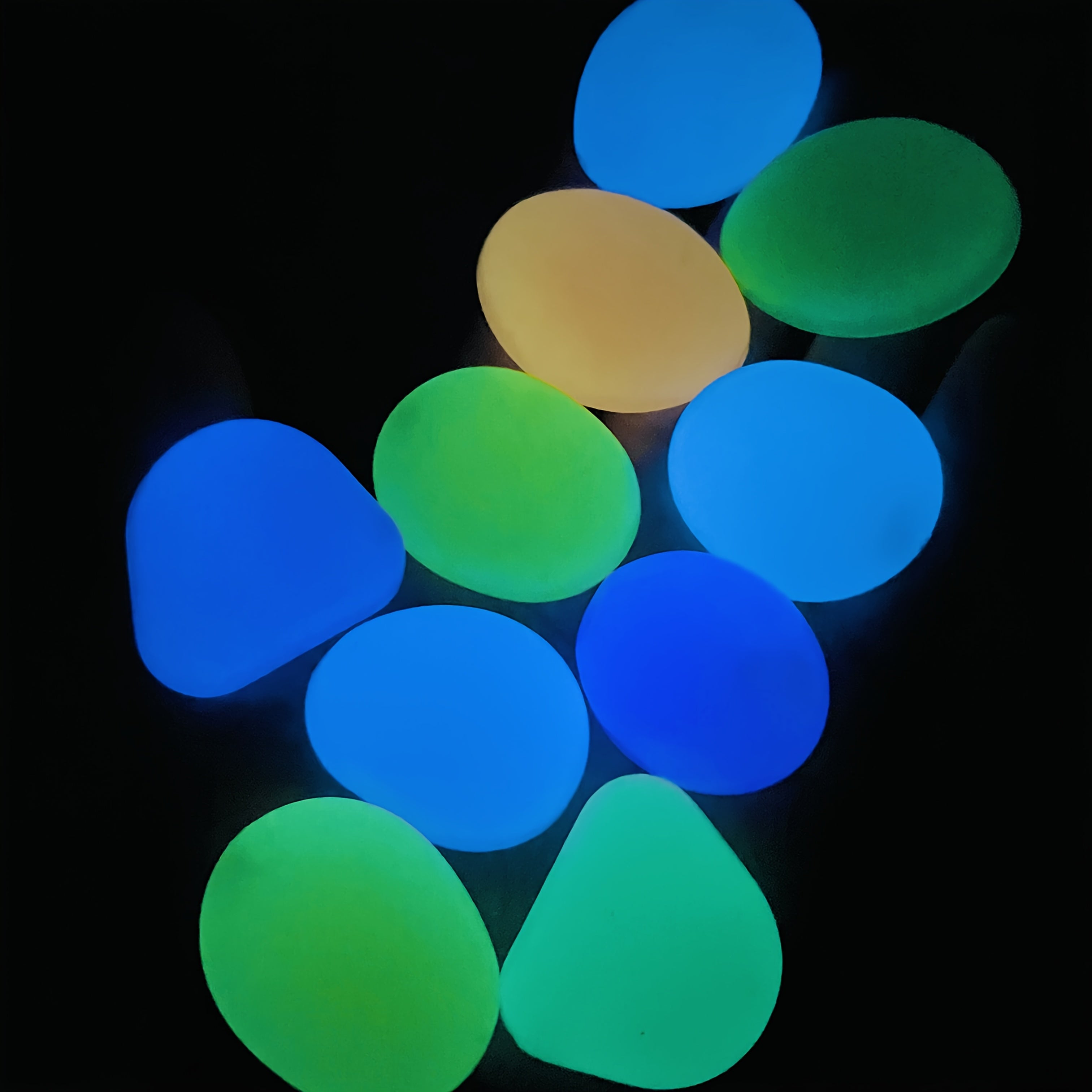 GlowStones | Selbstleuchtende Deko-Steine | Umweltschonend & Vielseitig | 31 Stück Set