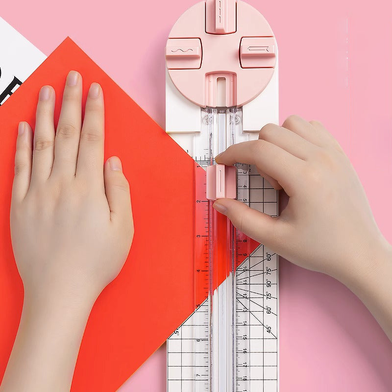 CutCrafts 4-in-1 – Präzise Schnitte für grenzenlose Kreativität
