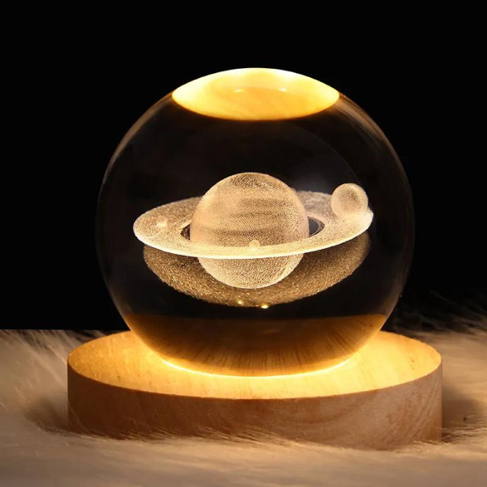 AuraSphere™ – Die schwebende Kristalllampe mit magischer Energie!