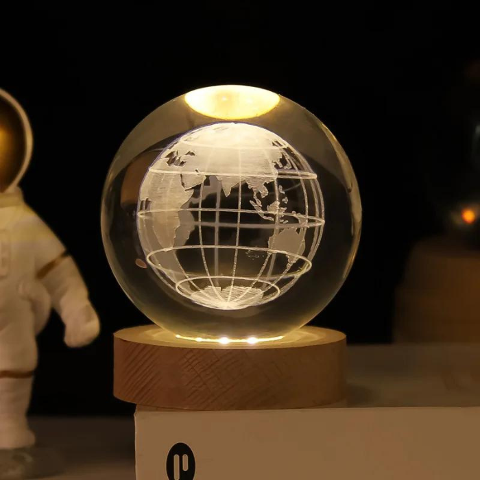 AuraSphere™ – Die schwebende Kristalllampe mit magischer Energie!