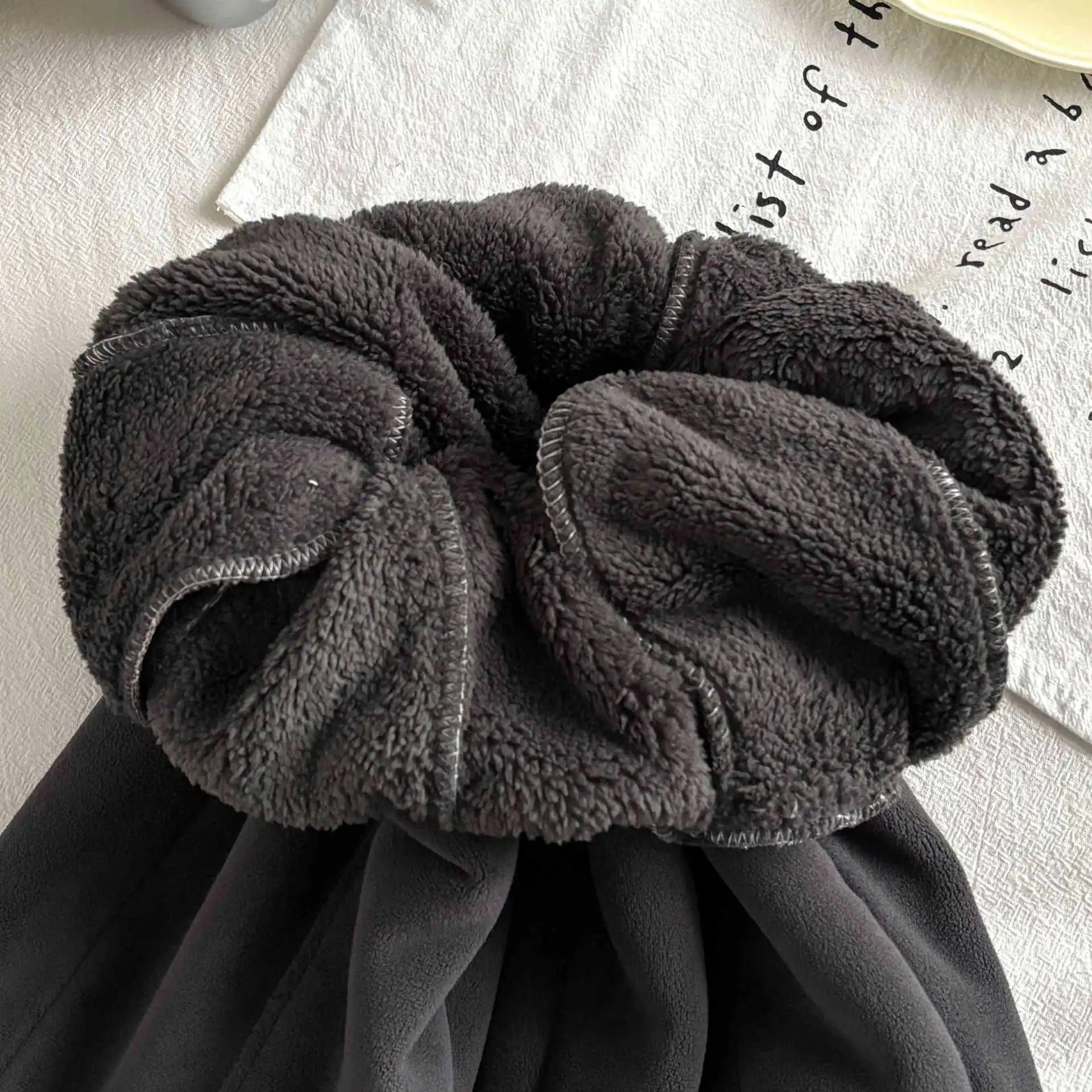 CozyCub Kinder Thermohose | Warm gefüttert und bequem | Weiche, stylische Winterhose für Jungen & Mädchen