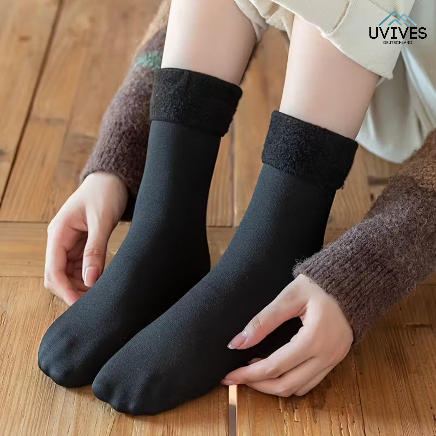 4+4 GRATIS | CozyFeet – Socken, die wirklich warmhalten!