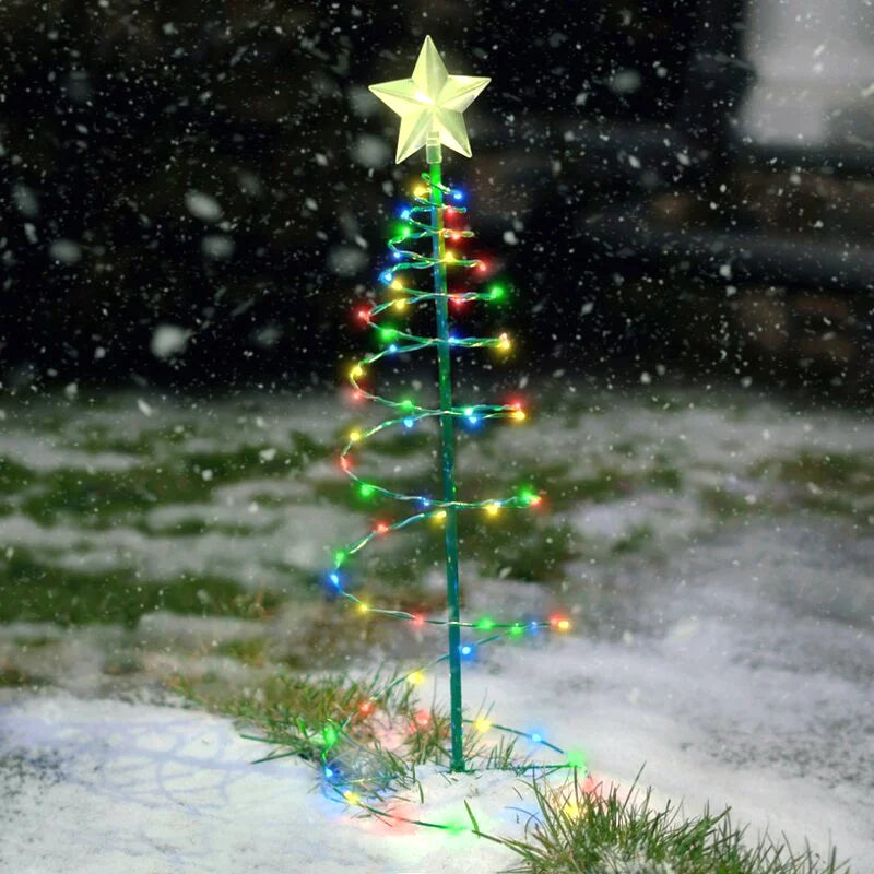 SoluxeTree Solar Weihnachtsbaum Lampe | LED Eisenkunst Ornament | Warmweiß & Mehrfarbig | Wasserdicht & Automatisch Kontrolliert