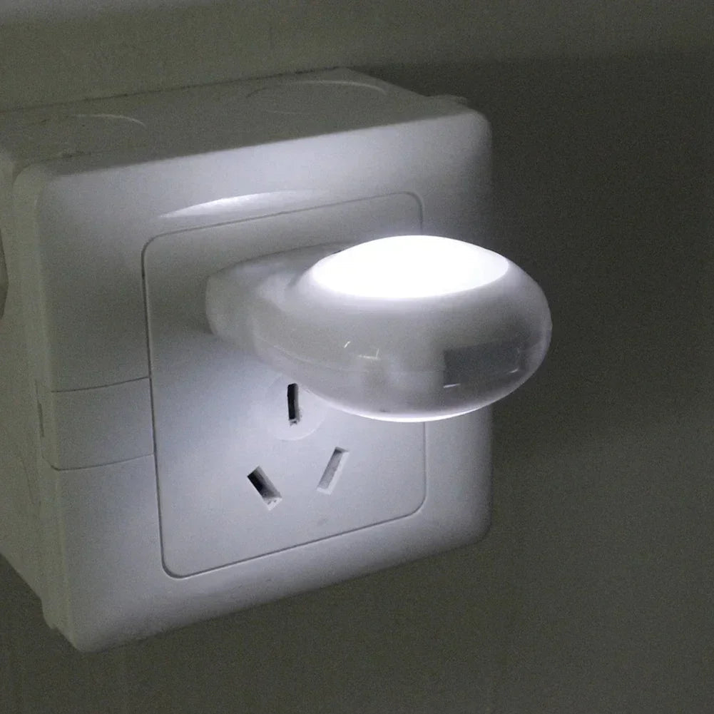 LumiShell Mini Nachtlicht | Mit Lichtsensor & EU-Stecker | Automatische LED-Wandlampe | Sanftes Warmlicht für Kinderzimmer & Schlafzimmer