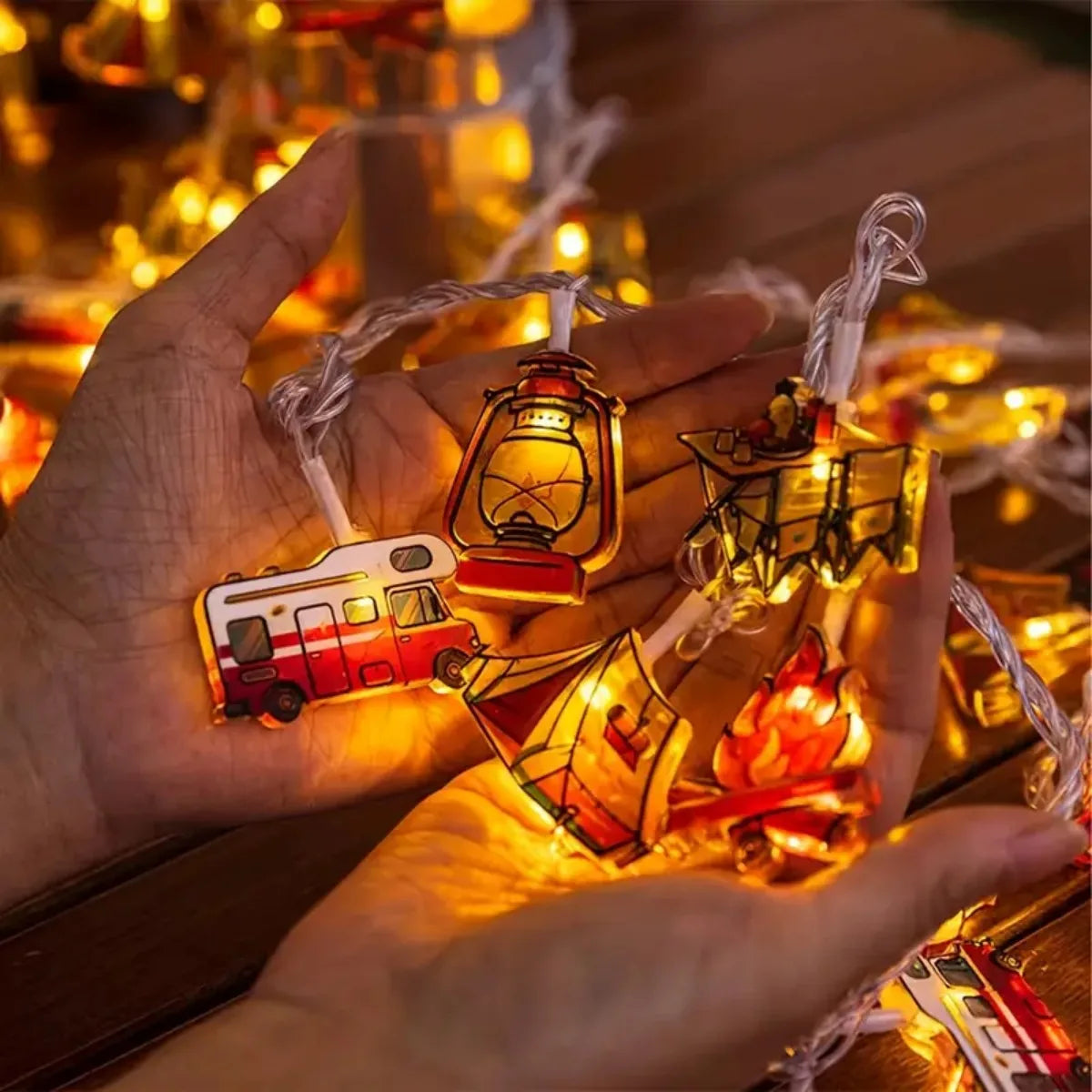 CampiGlow LED-Lichterkette | Camping-Stil | Dekorative Beleuchtung für Zelt, Garten & Zuhause | Warmweiß | Für Innen- und Außenbereich