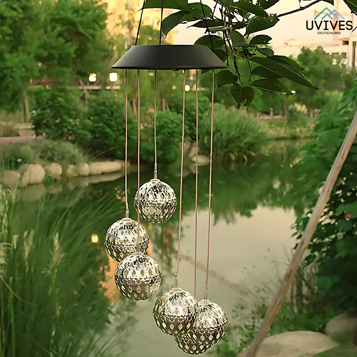 LumiBreeze™ - Verwandeln Sie Ihren Garten mit farbenfrohem Lichtspiel