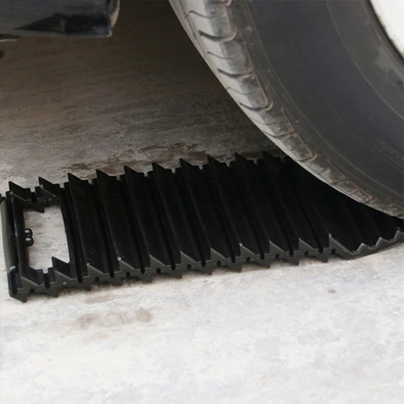 WheelGrip - Universelles, tragbares, rutschfestes Anti-Rutsch-Pad für Autoräder [Letzter Tag Rabatt]