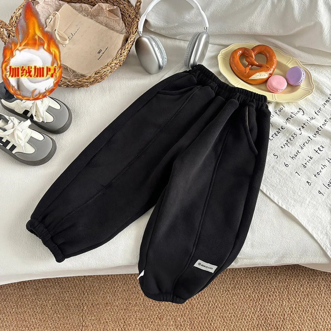 CozyCub Kinder Thermohose | Warm gefüttert und bequem | Weiche, stylische Winterhose für Jungen & Mädchen