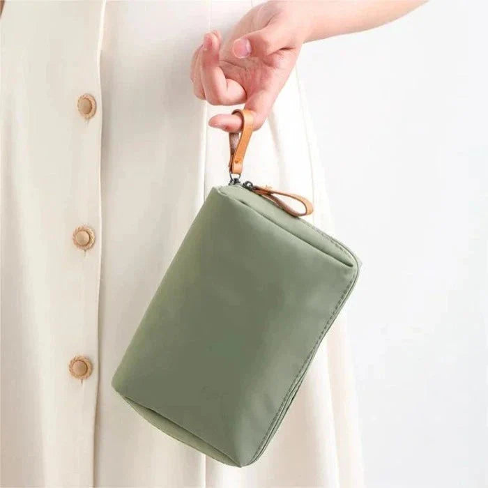 TravelPouch™ – Die perfekte Make-up-Tasche für unterwegs