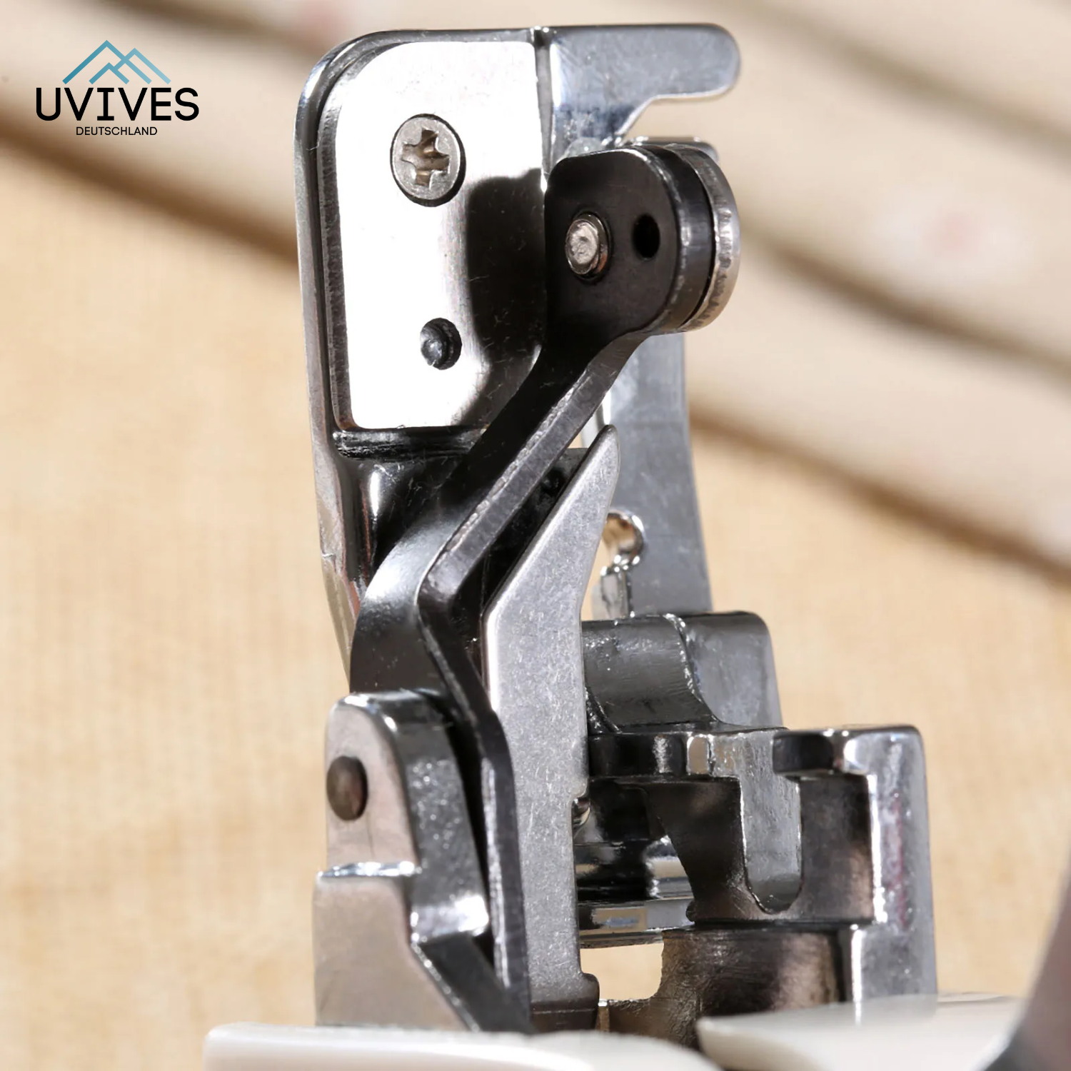 EmbroPro – Nähen & Schneiden in einem Schritt wie die Profis