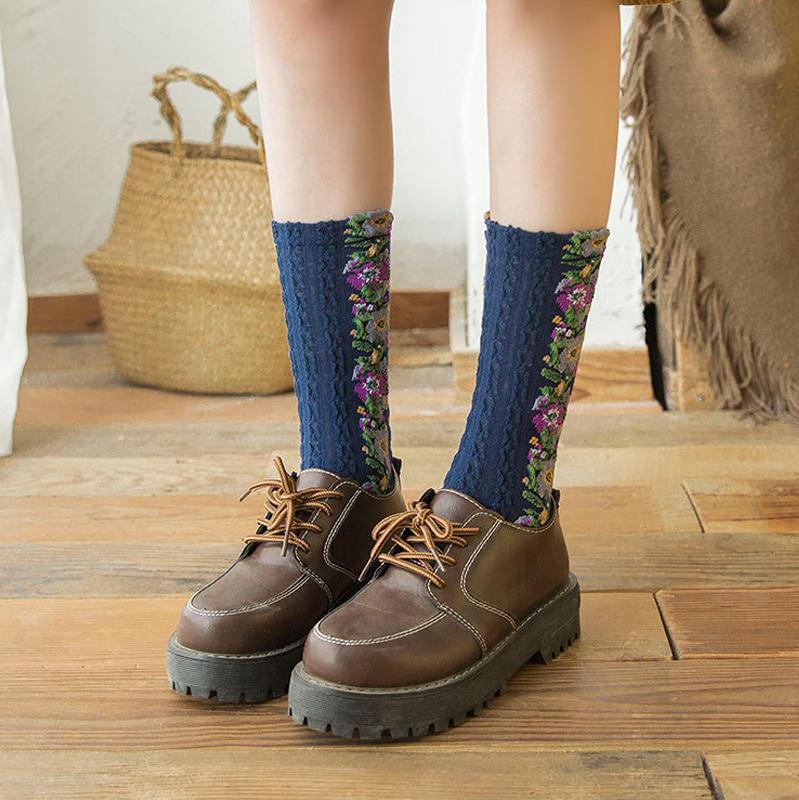5+5 GRATIS | PetalKnit™ - Machen Sie jeden Schritt stilvoll! [Letzter Tag Rabatt]
