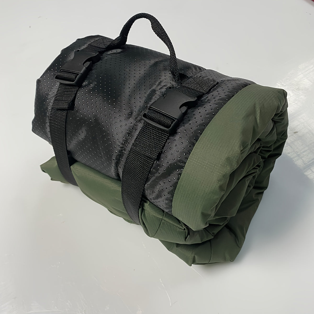 PawVenture | Wasserdichte Hundematte | Faltbar, Robust & Bequem | Für Camping, Reisen & Zuhause