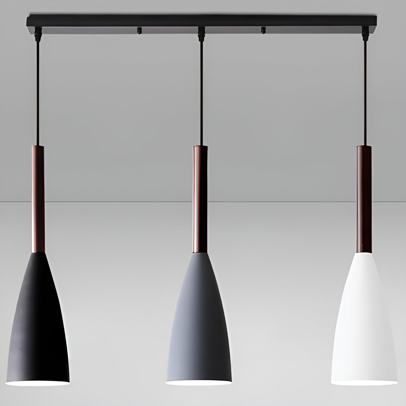 SakuraLume Hängeleuchte | Japandi-Stil | Elegantes Kirschblütenmuster | Aluminium mit warmem Licht