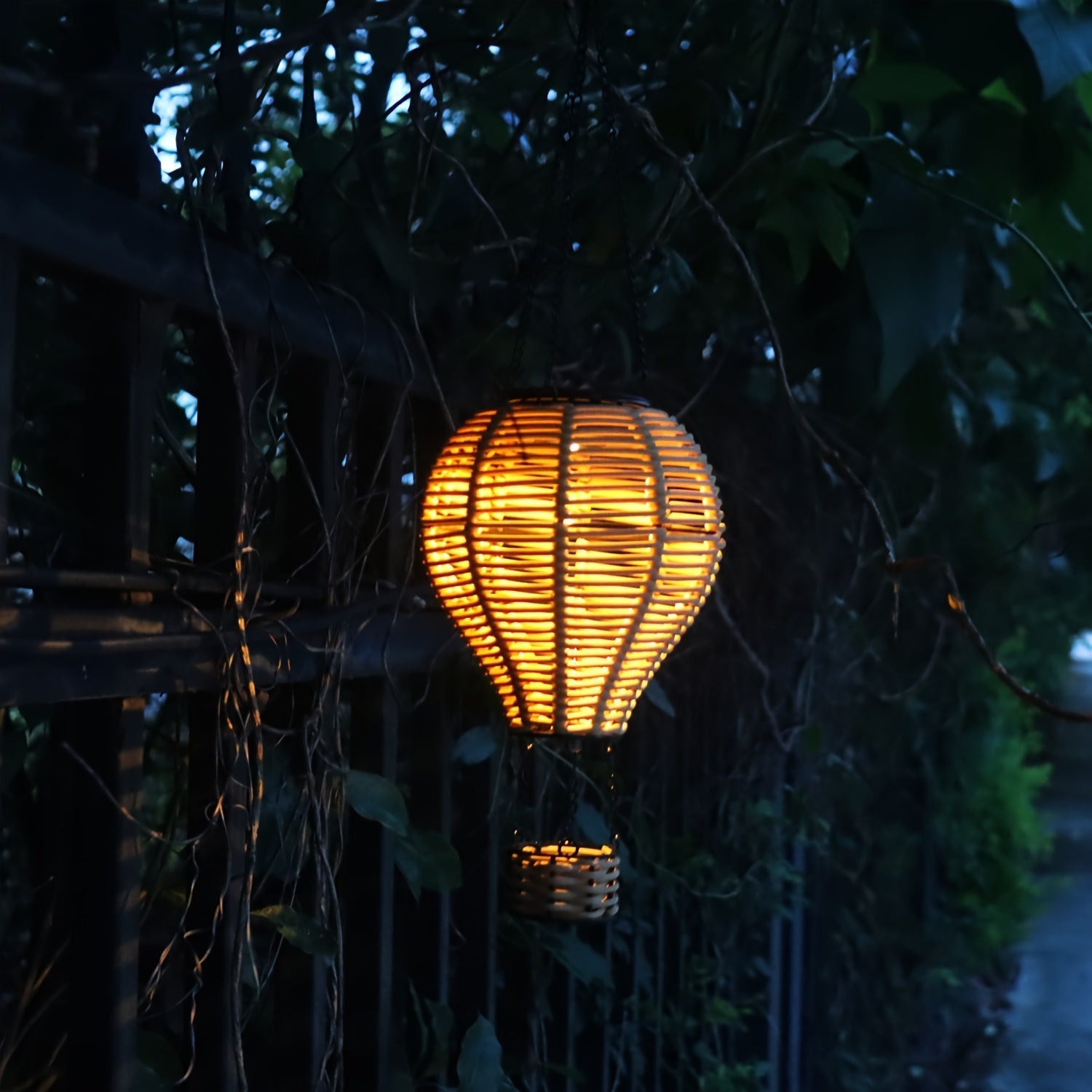 Luminario Balloon Light | Solarbetriebene Gartenleuchte | Warmweißes Licht | Einfach Aufhängen