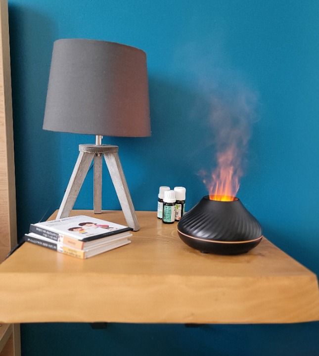 LumiFlare Aroma-Diffusor | Beruhigender Nebel & Flammeneffekt | 130 ml | Schafft Entspannung & Gemütliche Atmosphäre