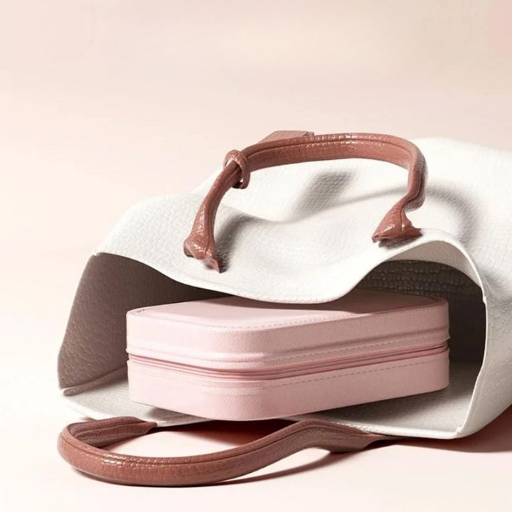 GlowTote – Perfektes Make-up überall und jederzeit