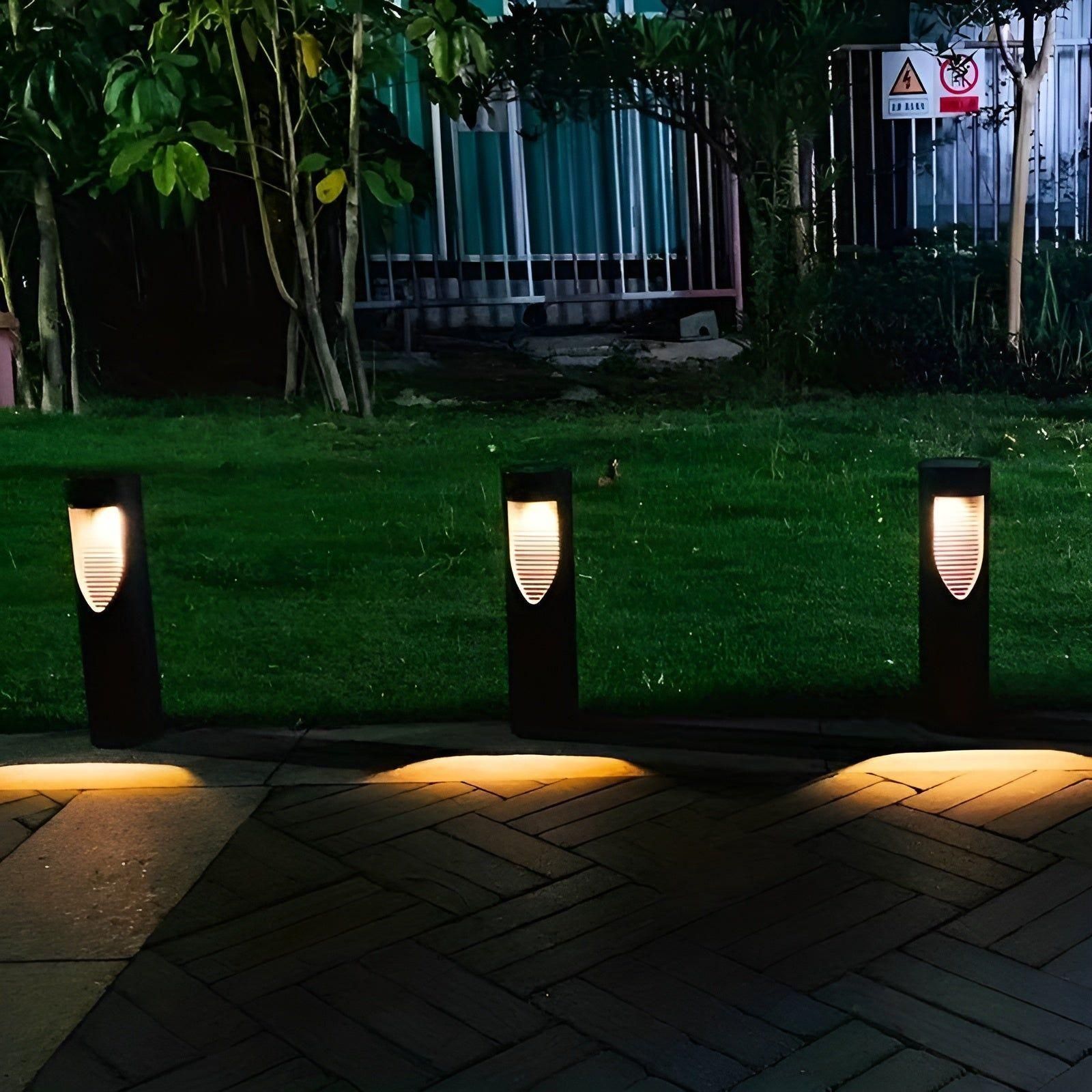 Luminara Solar Gartenlampe | LED mit Touch-Steuerung | Wasserdicht & Kabellos | Warmweißes Licht