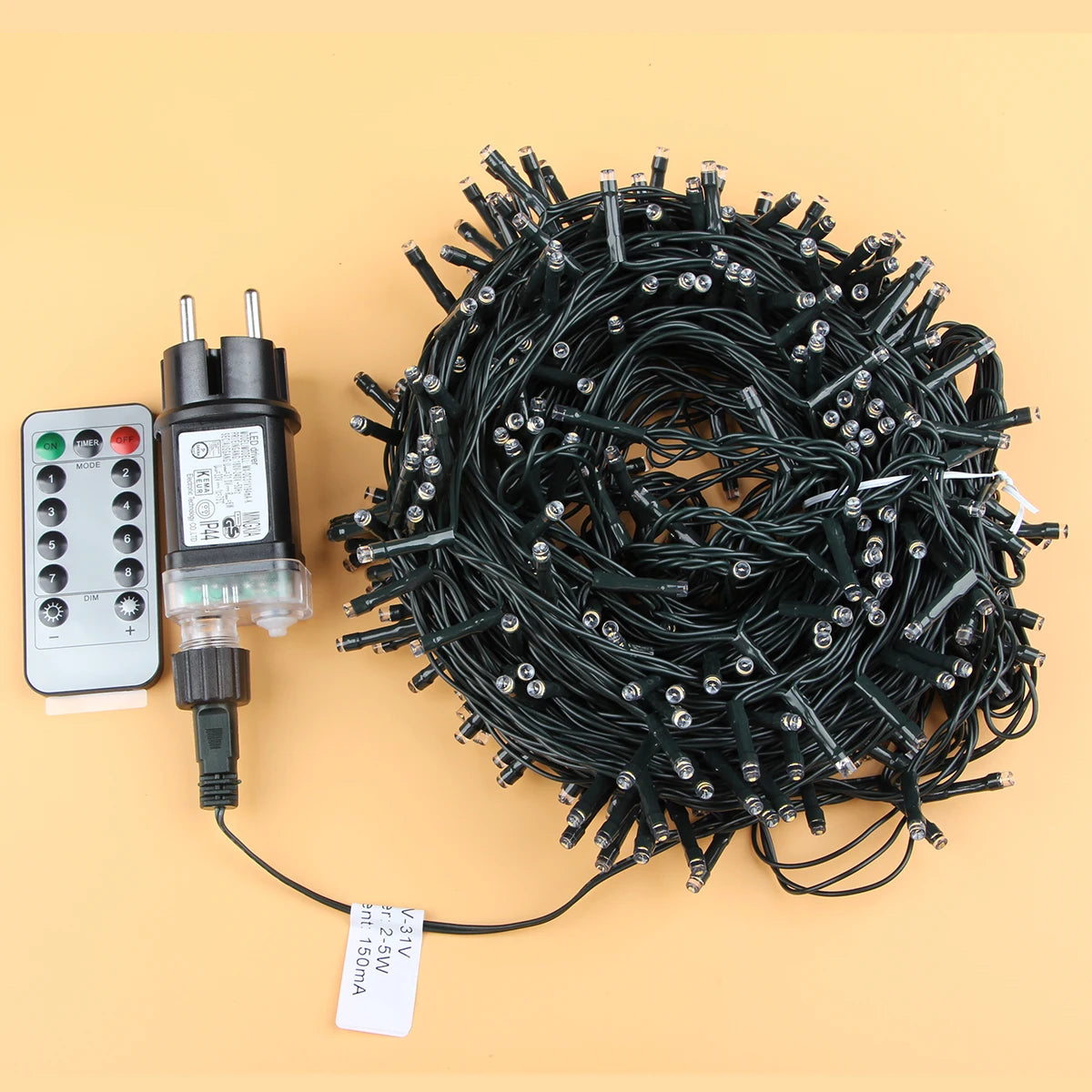 Lumivine | LED-Lichterkette für den Außenbereich | 8 Modi mit Fernbedienung | Warmweiß oder Mehrfarben-Optionen | Wasserdicht 12–102 m