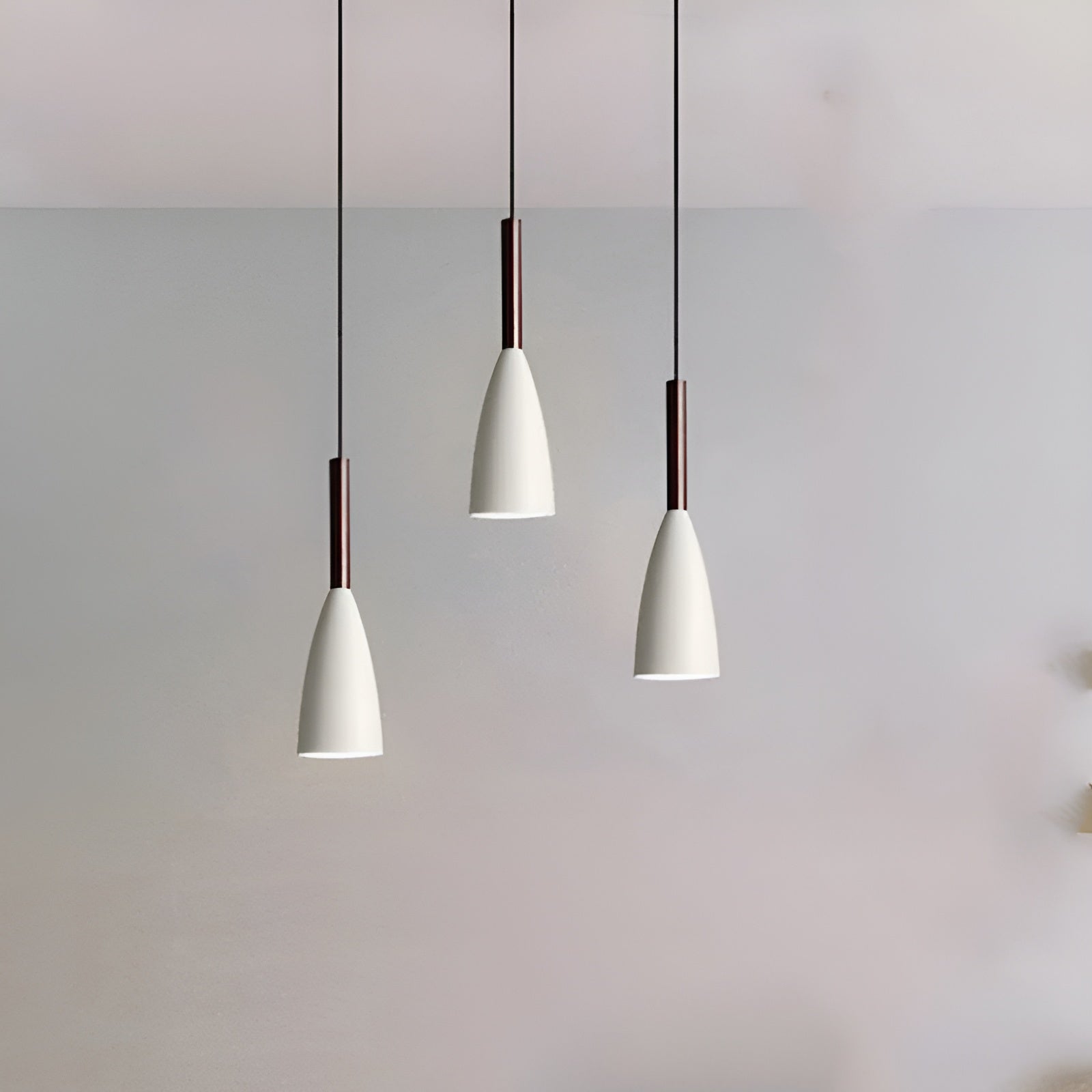 SakuraLume Hängeleuchte | Japandi-Stil | Elegantes Kirschblütenmuster | Aluminium mit warmem Licht