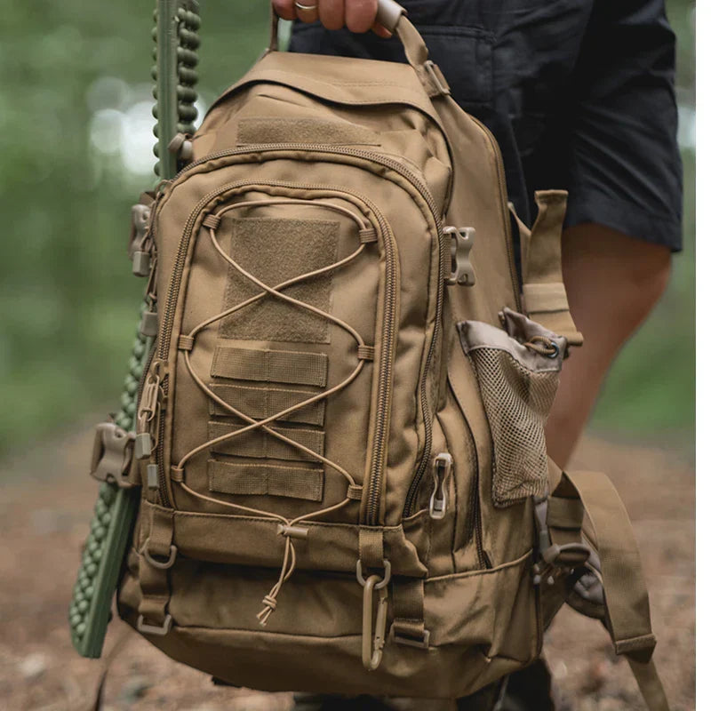 TrekForce 65L Taktischer Rucksack | Ergonomisch & Wetterfest | Für Abenteuer & Outdoor