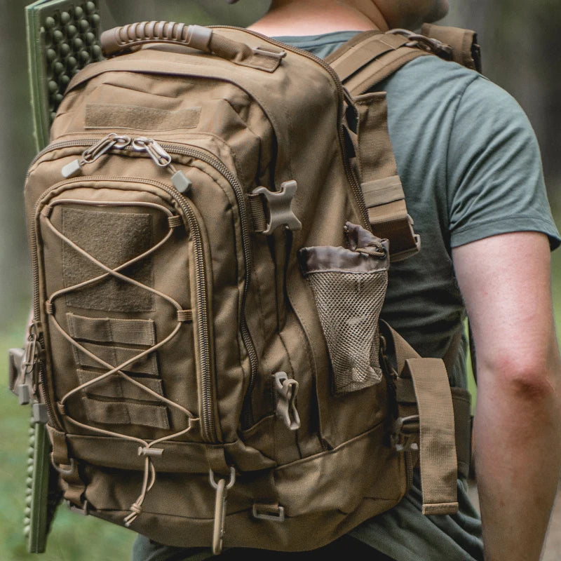 TrekForce 65L Taktischer Rucksack | Ergonomisch & Wetterfest | Für Abenteuer & Outdoor