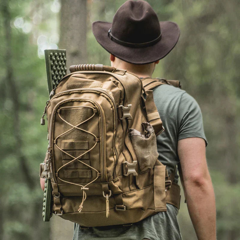 TrekForce 65L Taktischer Rucksack | Ergonomisch & Wetterfest | Für Abenteuer & Outdoor