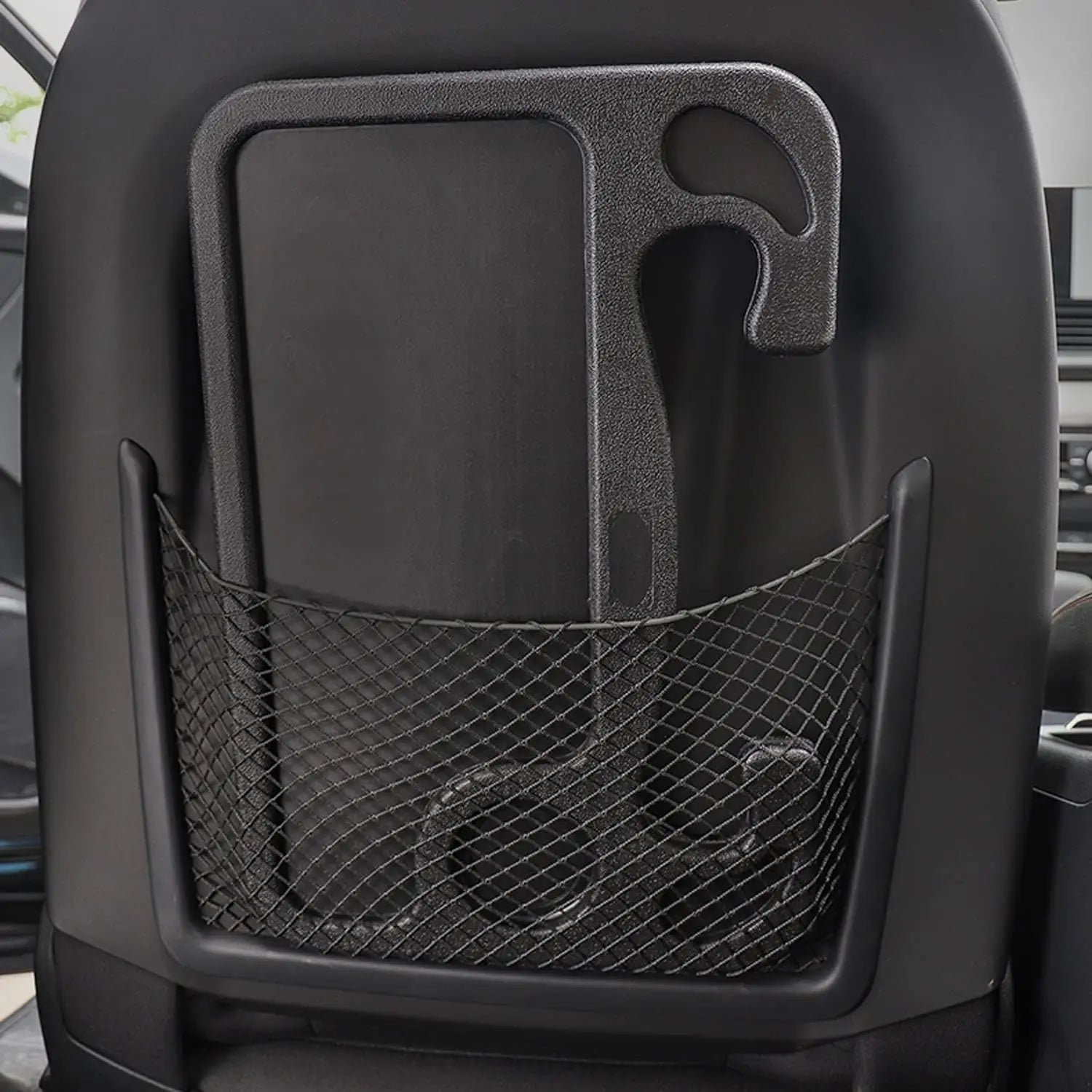 RoadTray – Der Tisch, der jede Fahrt besser macht!
