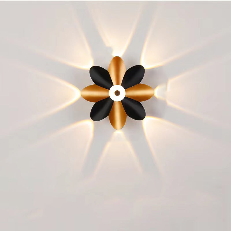 LumaFlora | LED Flower Wall Light | Stilvolles Design | Energiesparend | Für Außenbereich