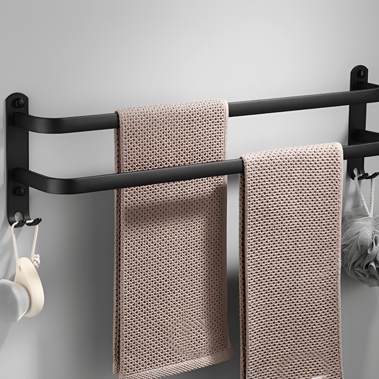 AquaMount Pro Wand-Handtuchhalter | Kompaktes Design mit 3 Stangen | Rostfrei & Langlebig | Für Badezimmer & Küche