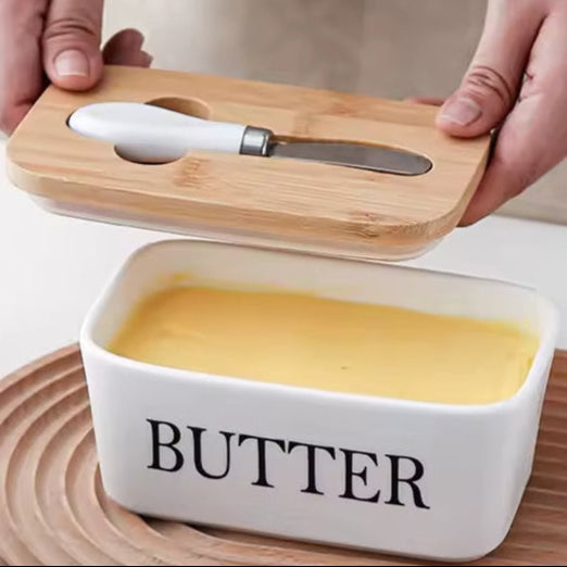 ButterLuxe | Keramik Butterschale mit Bambusdeckel & Edelstahlmesser | Zeitloses Design & einfache Handhabung | Für Frühstückstisch, Küche & Gäste