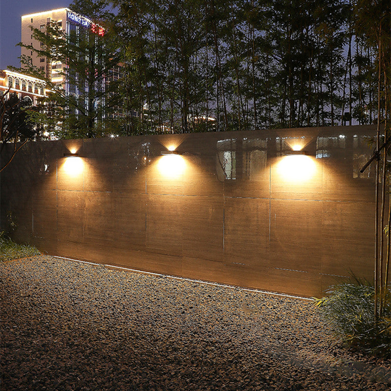 Veluna Beam Außenleuchte | Up-&-Down LED | Solarbetrieben & Wetterfest | Automatischer Sensor | Modernes Design