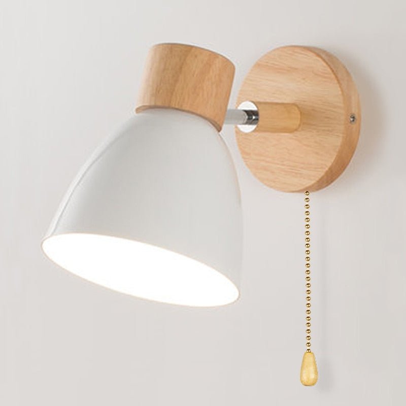 Skandiora Wandlampe | Holzdesign | Druckknopf-Bedienung | LED-kompatibel