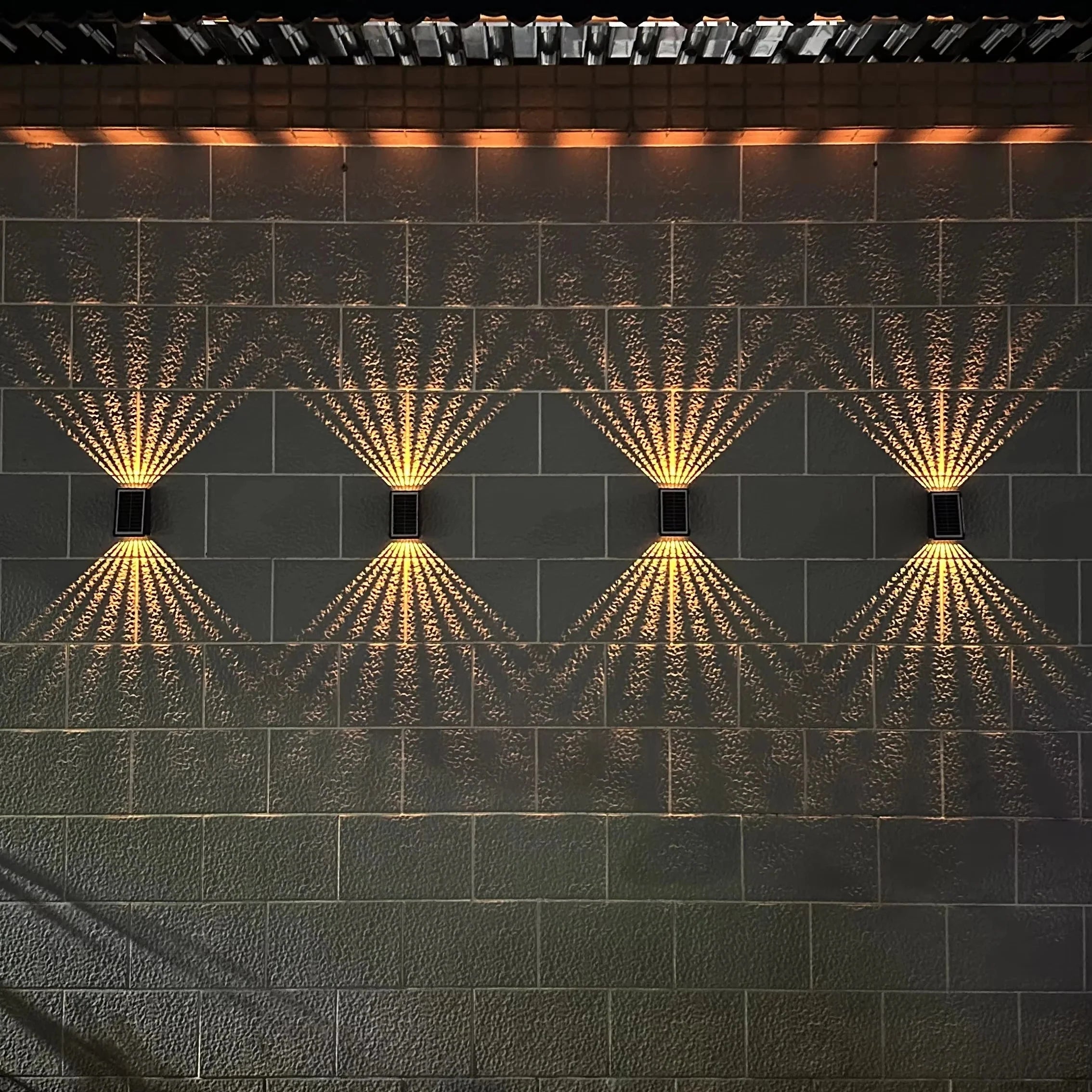 LumiWand Solar – Elegantes Lichtspiel ohne Stromkosten