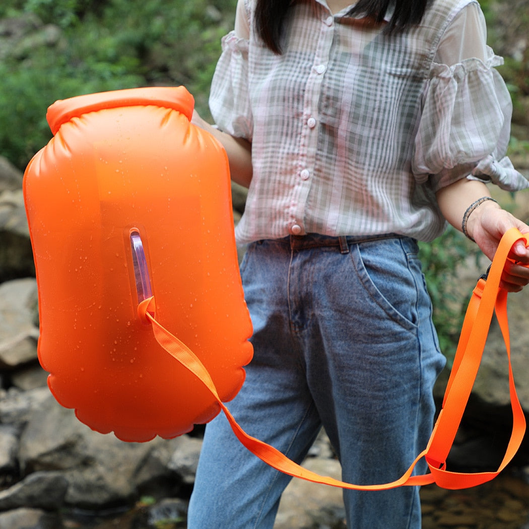 AquaShieldPro | Wasserdichte Outdoor-Tasche | Aufblasbar & leicht | Kajak, Camping & Strand