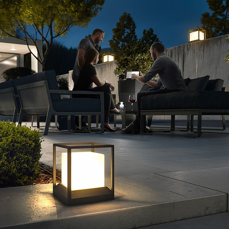 SolarLoom LED Außenleuchte | Solarbetrieben & Smart | IP65 Wetterfest | Für Garten, Terrasse & Balkon