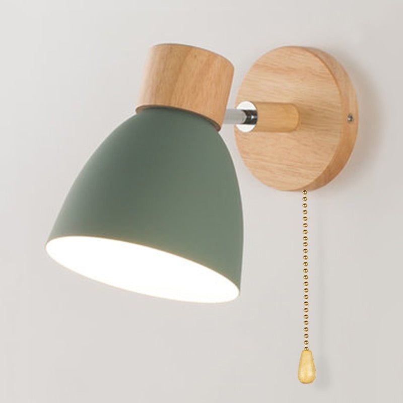 Skandiora Wandlampe | Holzdesign | Druckknopf-Bedienung | LED-kompatibel