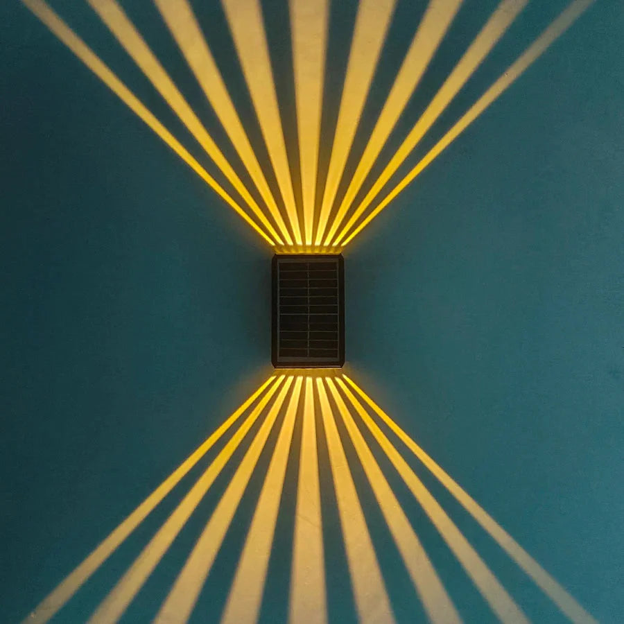 LumiWand Solar – Elegantes Lichtspiel ohne Stromkosten