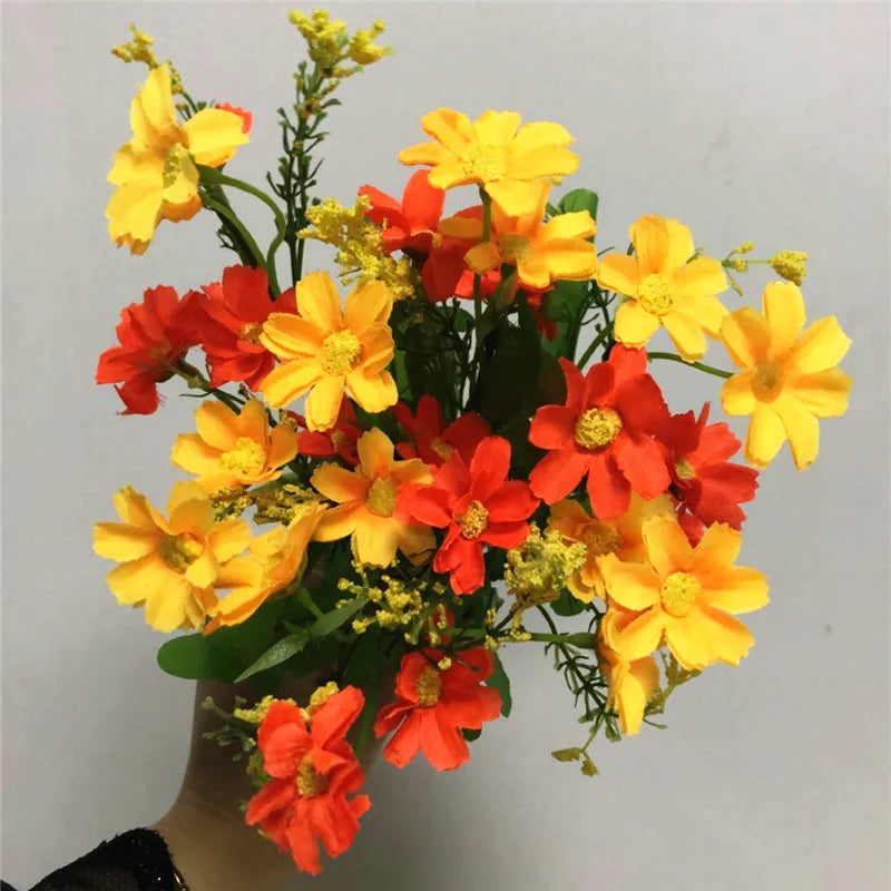 Floraviva Daisy | Kunstblumenstrauß | 7 Zweige mit 28 Gänseblümchen | Seidenoptik