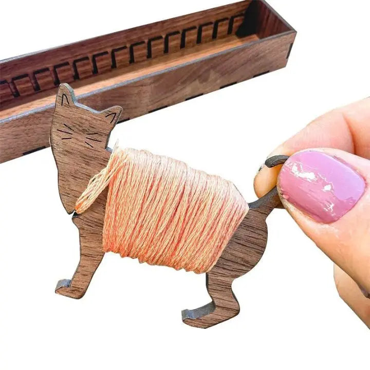 ThreadTales – Niedliche Holzspulen für perfekte Garnordnung
