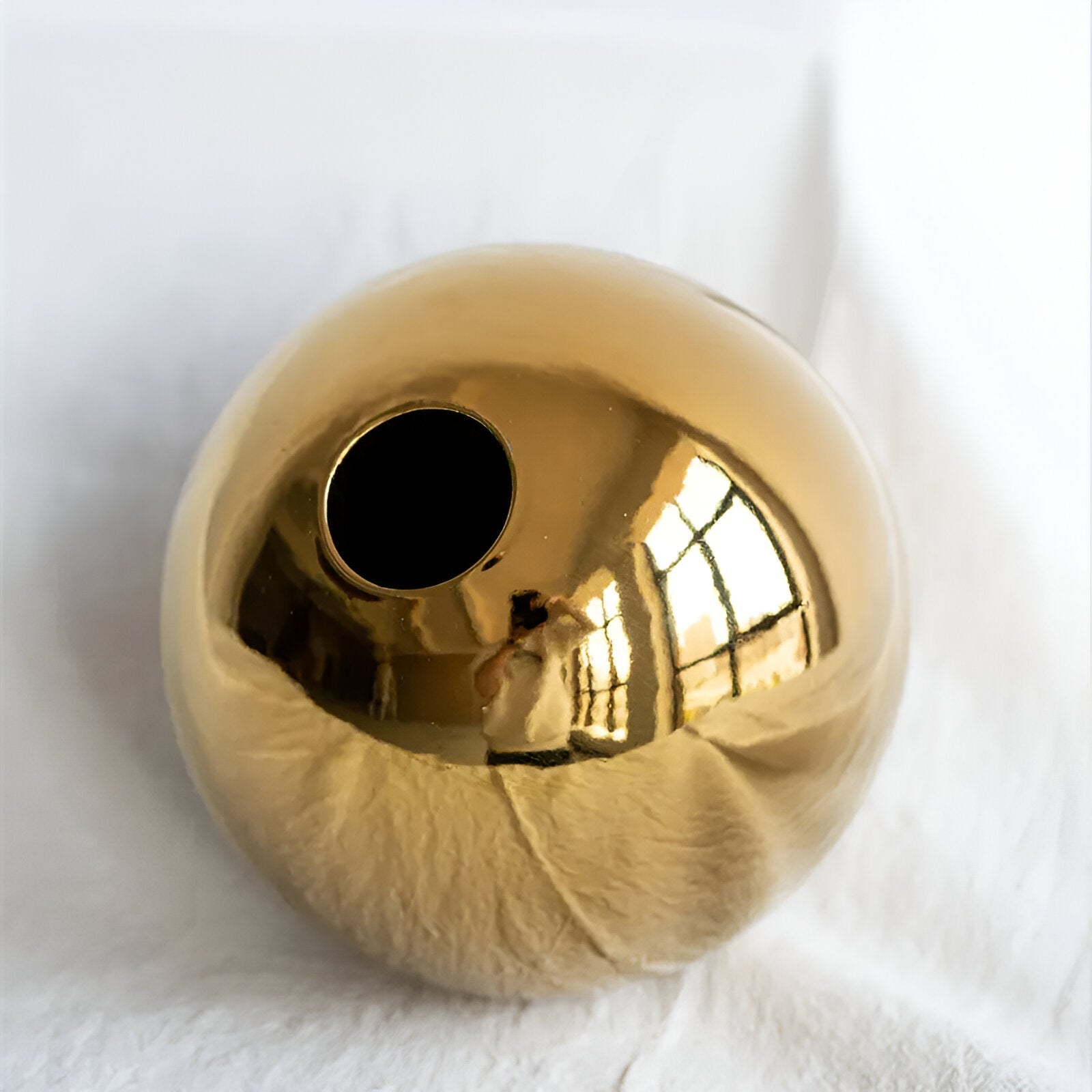Vazella Keramikvase Gold | Rund & Glänzend | Luxuriöses Designobjekt | Für Blumen & Dekoration