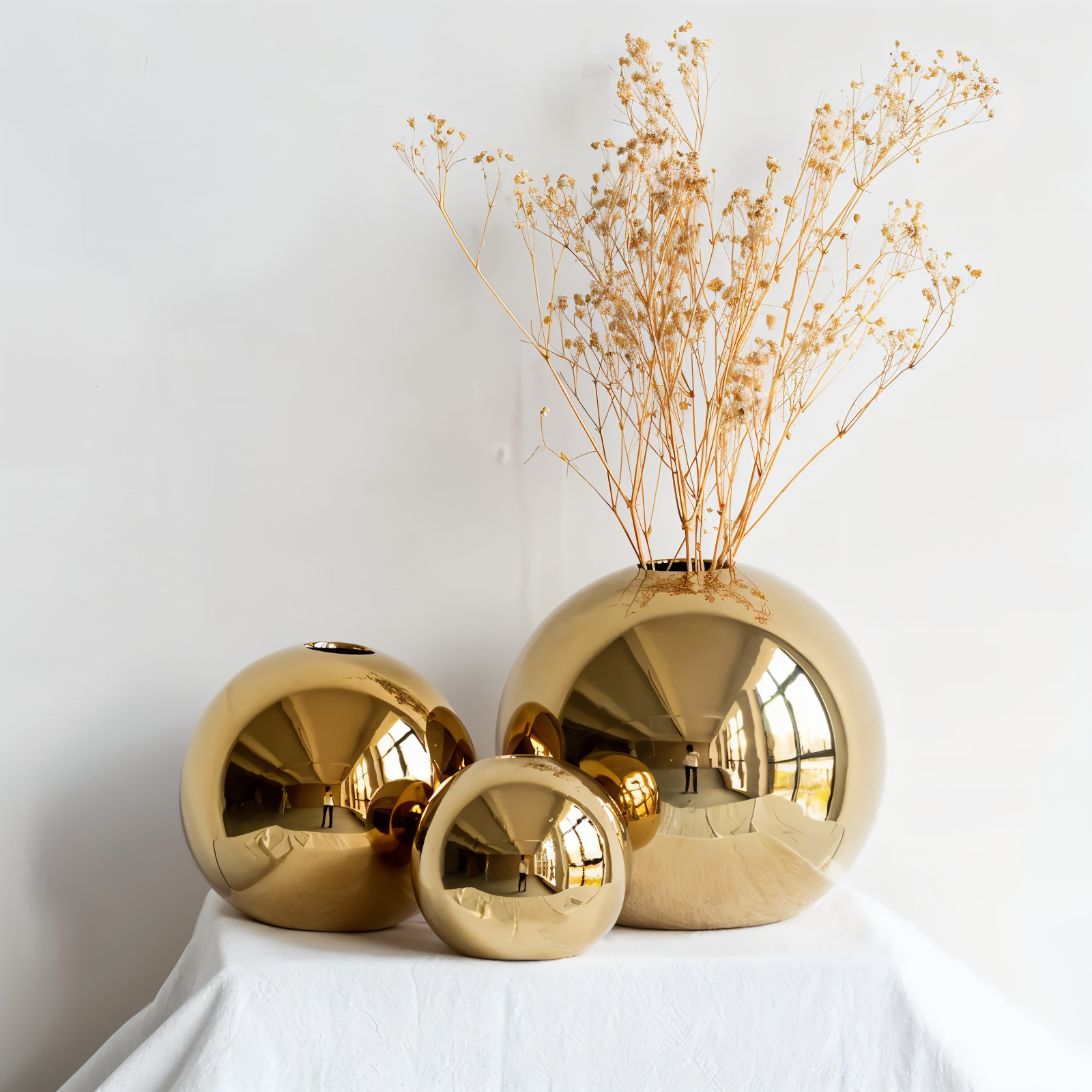Vazella Keramikvase Gold | Rund & Glänzend | Luxuriöses Designobjekt | Für Blumen & Dekoration