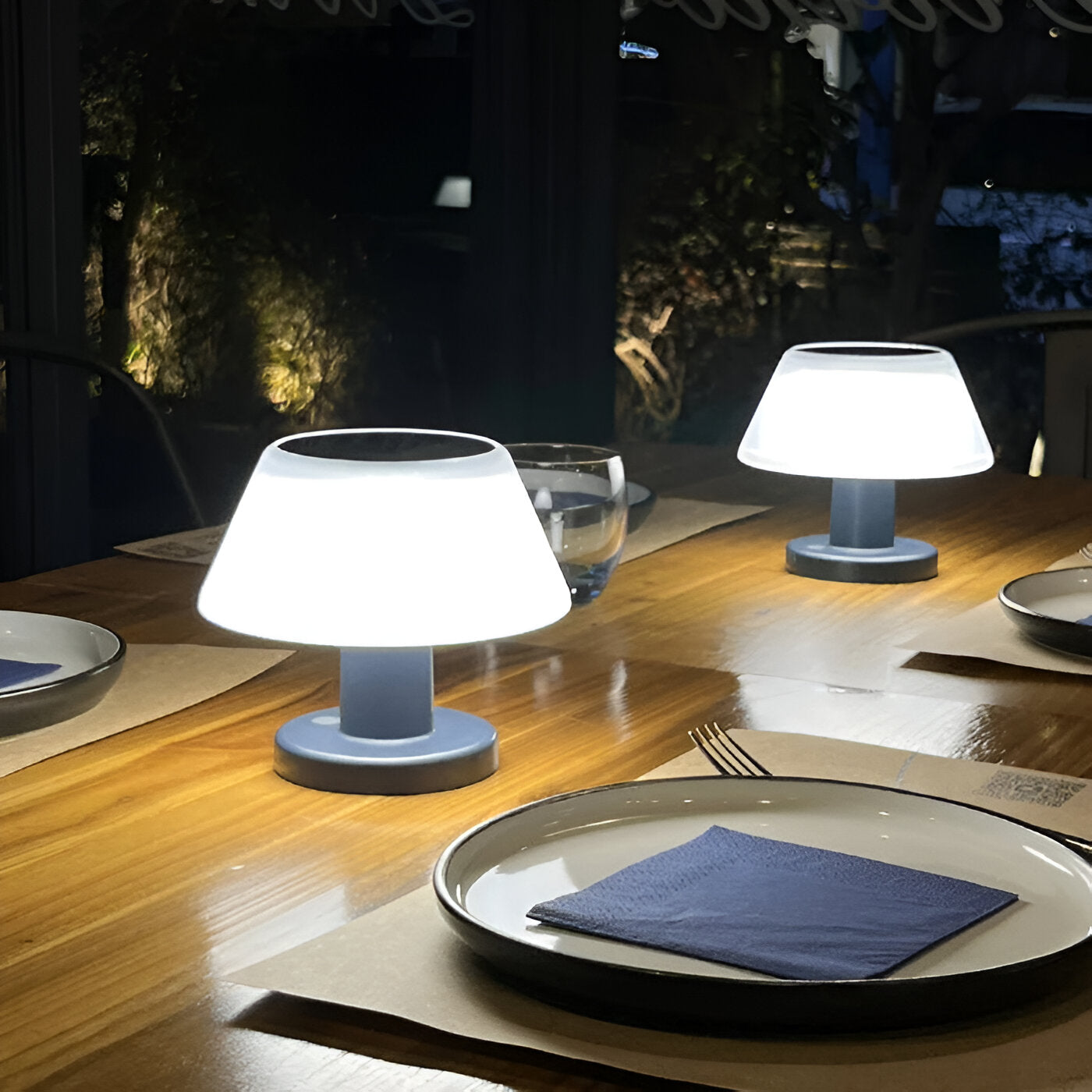 LumoSolar FlexLite | Solar & USB Wiederaufladbar | Tragbar & Wasserdicht