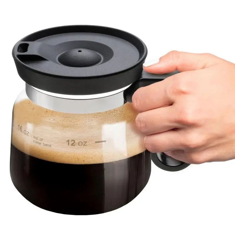BrewMate – Der stilvolle Glasbecher im Kaffeekannen-Design
