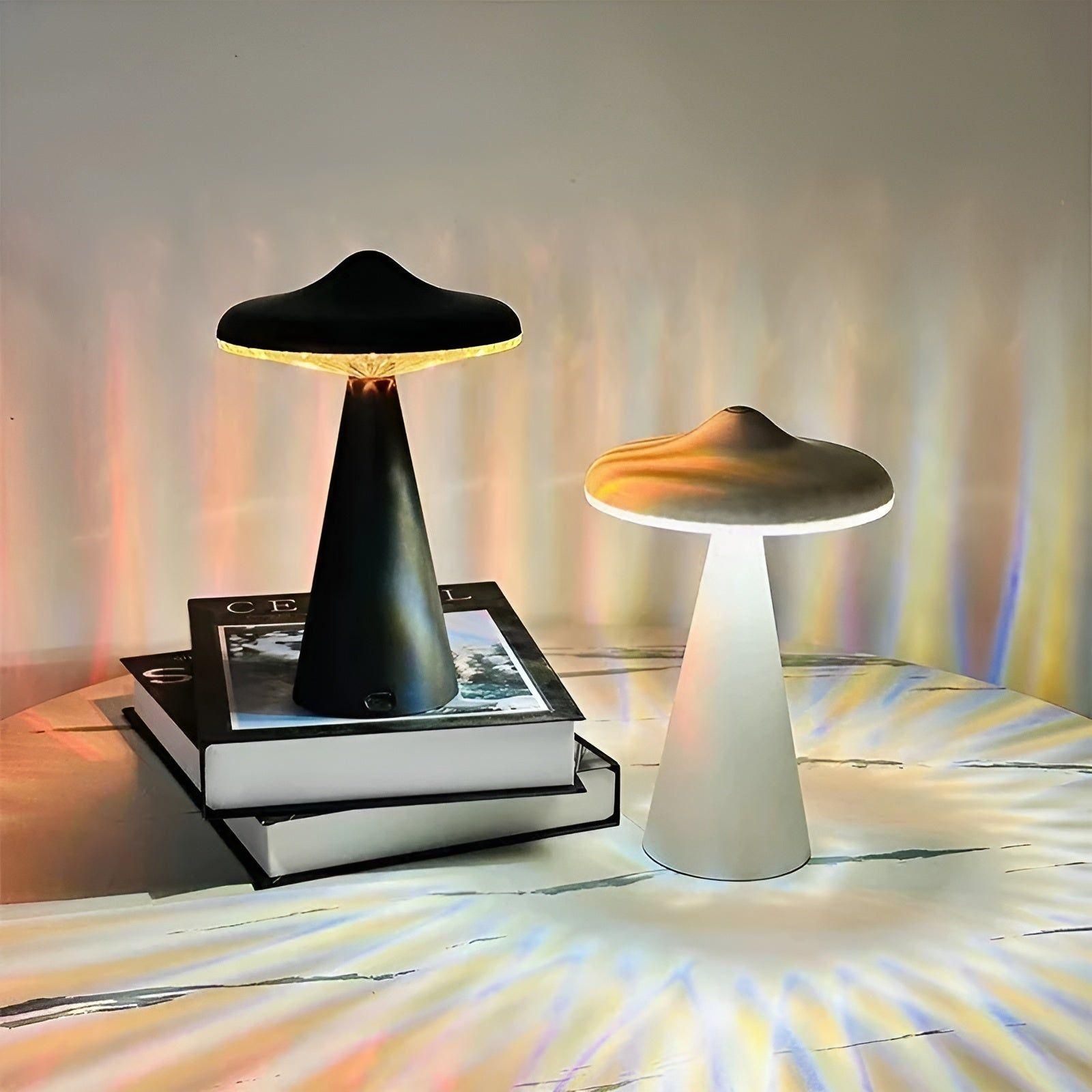 Lunova Pilz LED Tischlampe | Wiederaufladbar & Tragbar | Warmes Licht & Touch-Steuerung | Modernes Design
