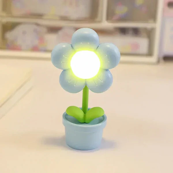 FloraGlow MiniLamp | Florale Tischlampe | Sanftes Licht & Verspieltes Design | Ideal für Schlafzimmer & Kinderzimmer