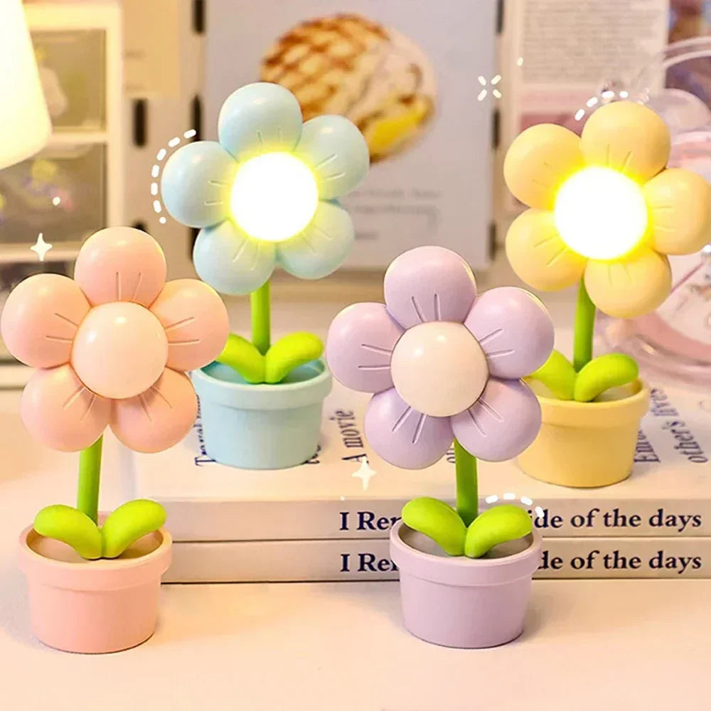 FloraGlow MiniLamp | Florale Tischlampe | Sanftes Licht & Verspieltes Design | Ideal für Schlafzimmer & Kinderzimmer