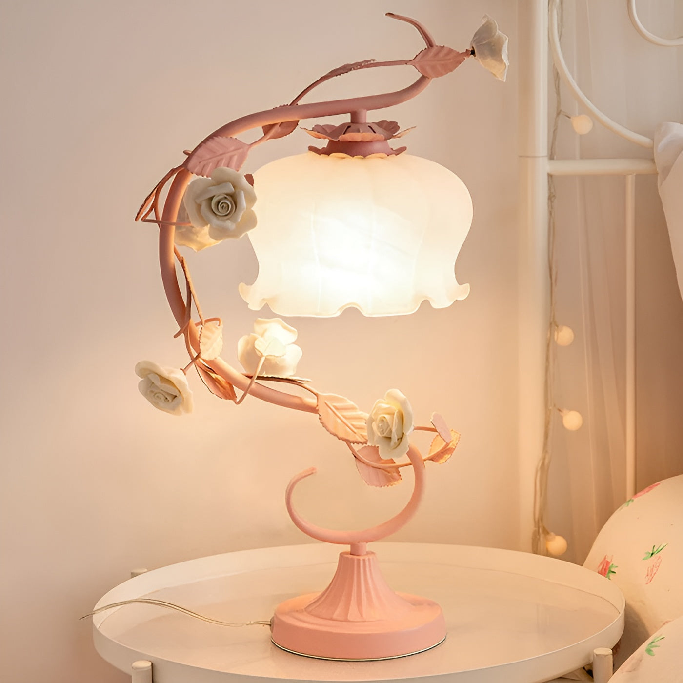 Floréva Bloom | Rosen-Tischlampe mit Glashaube | Romantisches Design | Für LED & E27-Fassung